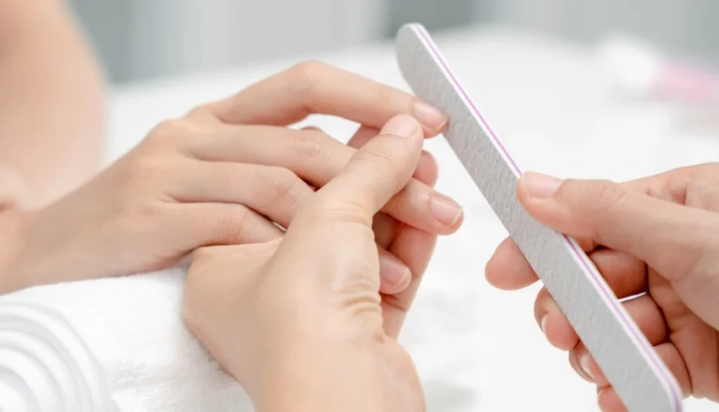 Servicio de Uñas en Elche manicura y pedicura en elche vm